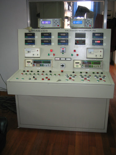 減速機(jī)性能試驗(yàn)臺(tái)